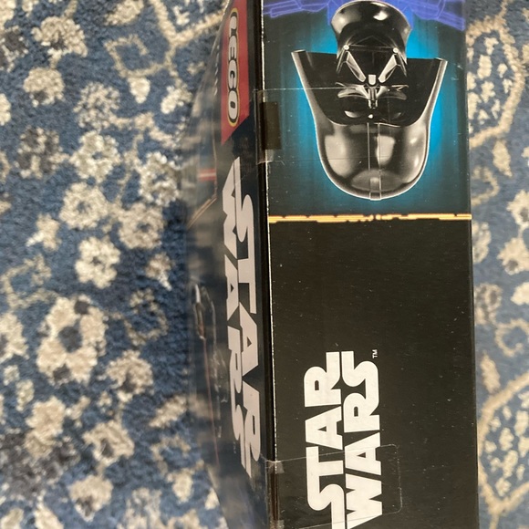 New/Sealed/Discontinued Lego Star Wars Darth Vader Buildable Figure - Picture 2 of 3